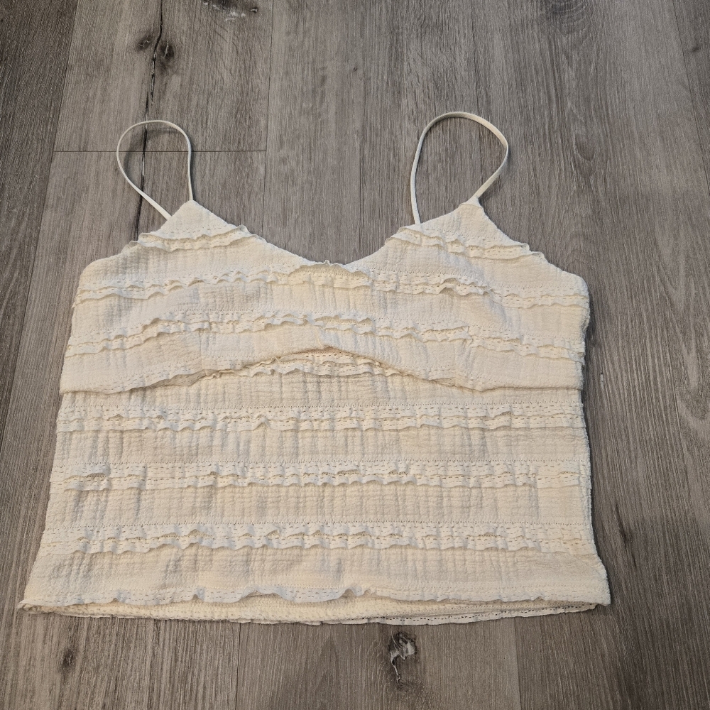 GLG Good Luck Gem Beige Lucy Ruffled Lace Crop Tank Top Sz Large